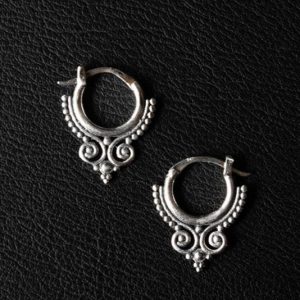 NOIR KALA Créole Beaded Crown