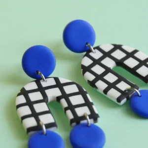 CROCODILE AGILE Boucles d'Oreilles Arch - Carreaux et Pastille Bleu