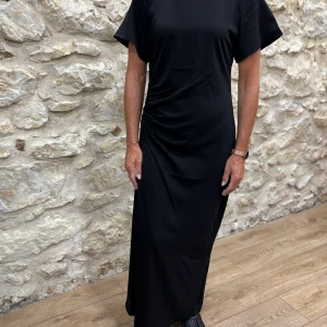 Robe Saalbero - SAMSOE