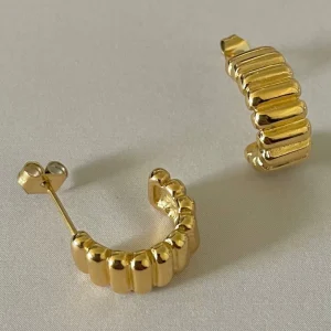 NAMASTE JEWELRY Boucles d'oreilles côtelées Emma mini